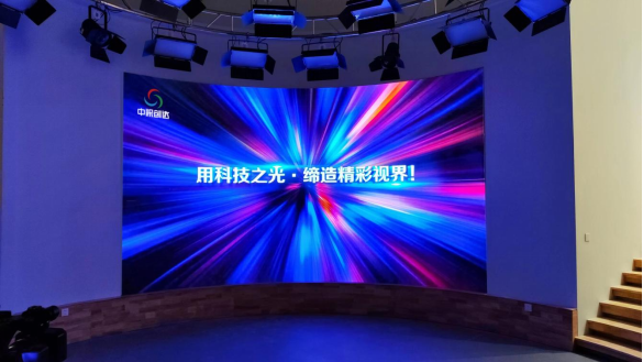 小間距LED顯示屏成為顯示行業(yè)焦點(diǎn)